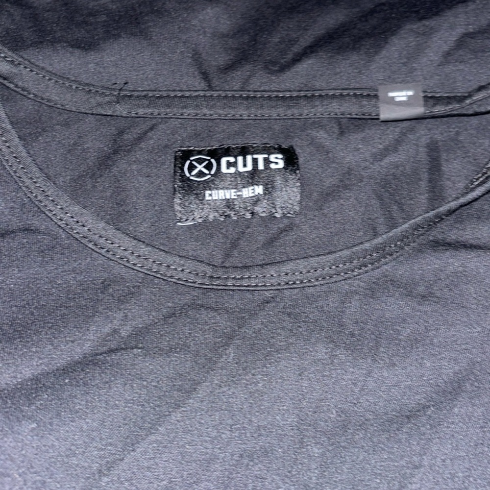 Cuts men’s long sleeve